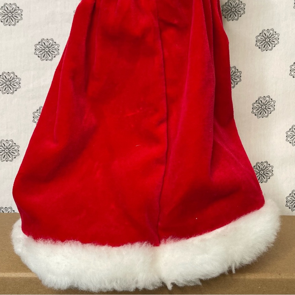 2001 Byers Choice Caroler – Mrs. Claus – Signed – Collectible Christmas Figurine - Picture 7 of 13